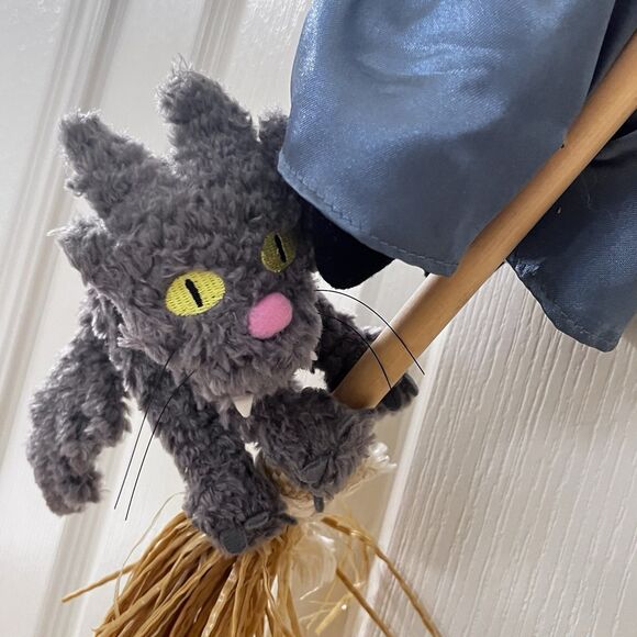 Vintage Applause Witch Lisa Simpson on Flying Broom with Cat Plush Halloween - Picture 14 of 16